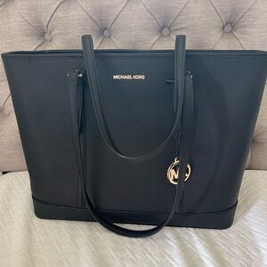 Michael Kors Jet Set Black Tote